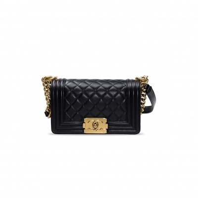 CHANEL SMALL QUILTED BOY BLACK A67085 Y09939 94305 (20*12*8cm)